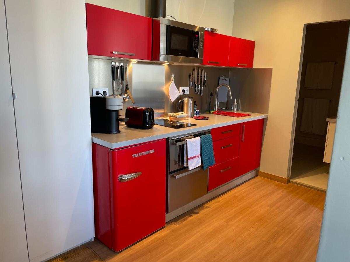 Appartement Mignon Calme Douillet Ascenseur Clim Etage Eleve Proche Parking Et Toutes Commodites Au Coeur Du Toulon Historique المظهر الخارجي الصورة