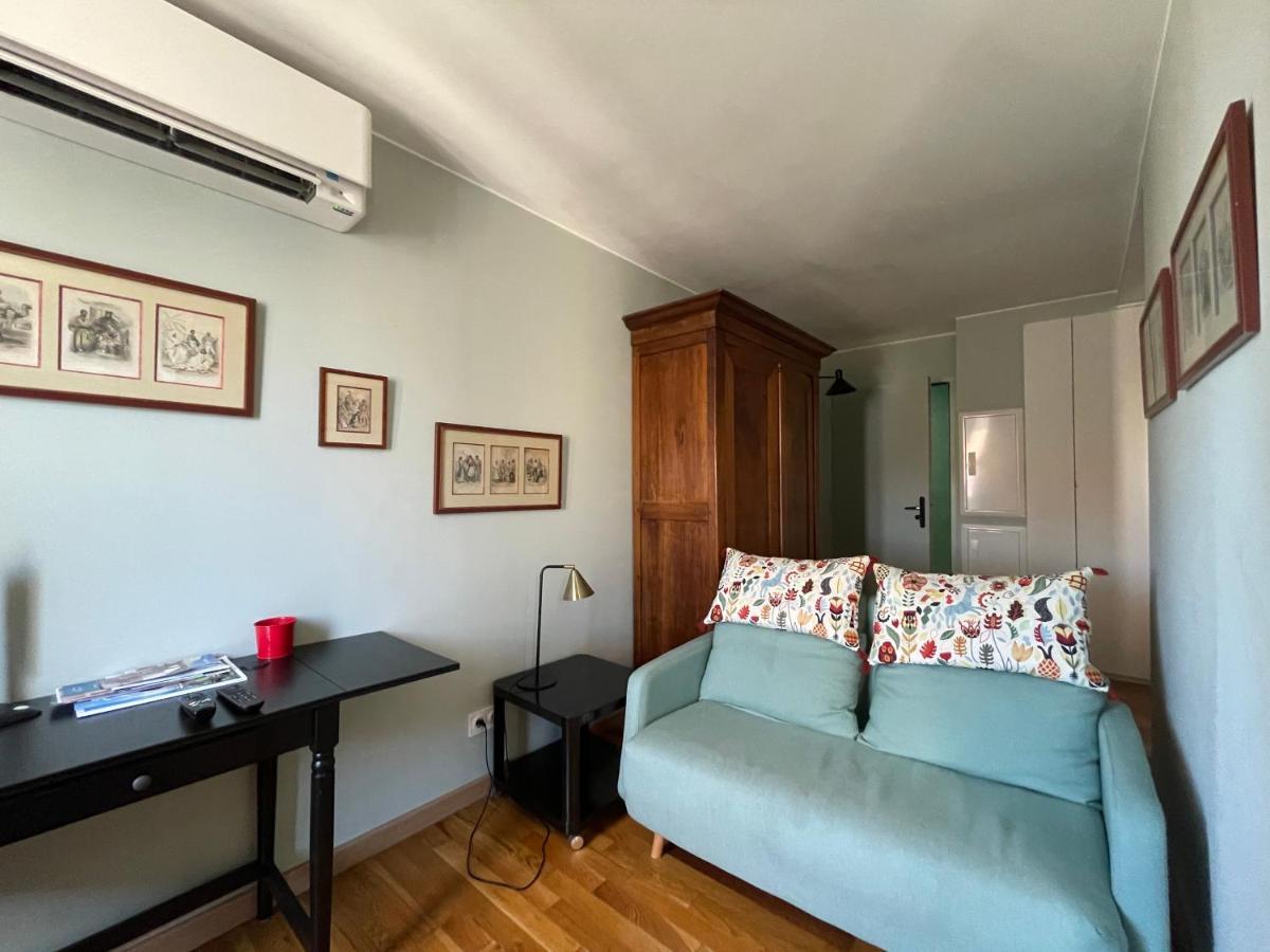 Appartement Mignon Calme Douillet Ascenseur Clim Etage Eleve Proche Parking Et Toutes Commodites Au Coeur Du Toulon Historique المظهر الخارجي الصورة