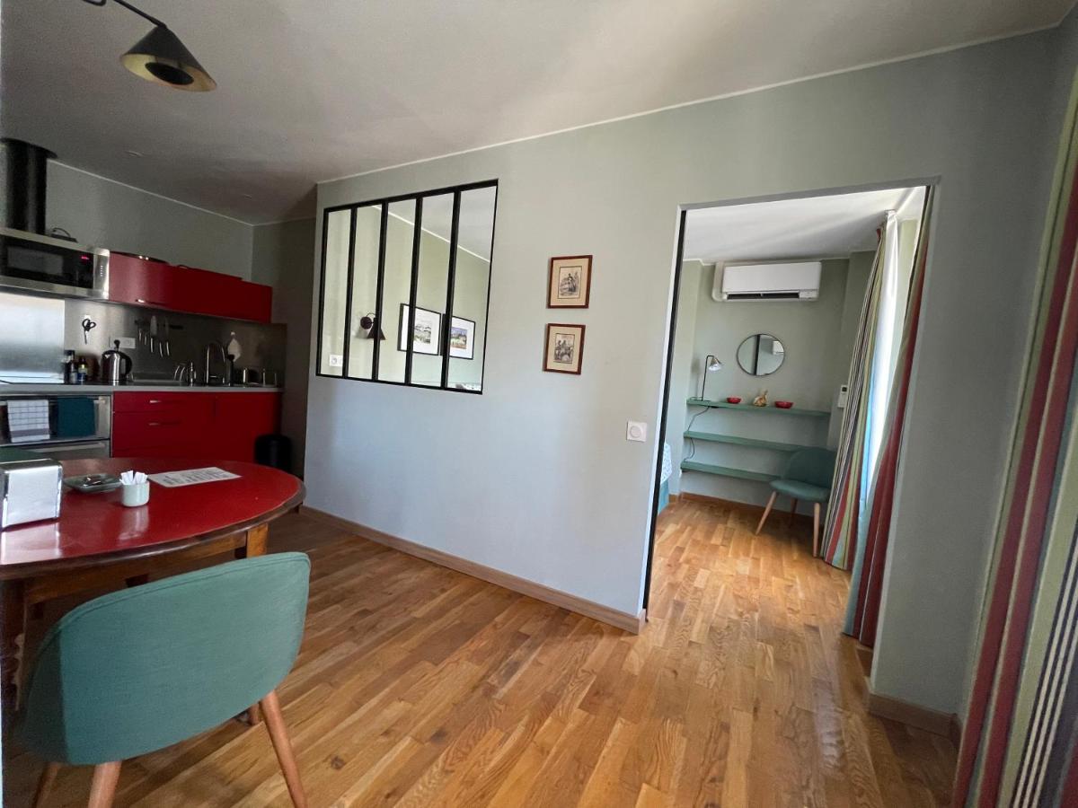 Appartement Mignon Calme Douillet Ascenseur Clim Etage Eleve Proche Parking Et Toutes Commodites Au Coeur Du Toulon Historique المظهر الخارجي الصورة